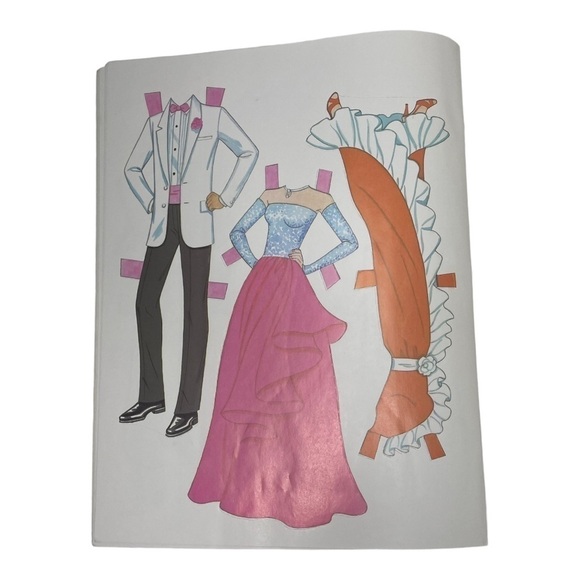 NWT Vintage 1984 Golden Barbie & Ken Paper Doll Book - Picture 5 of 7